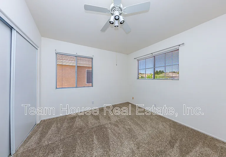 25620 Wordsworth Ln — Photo 19