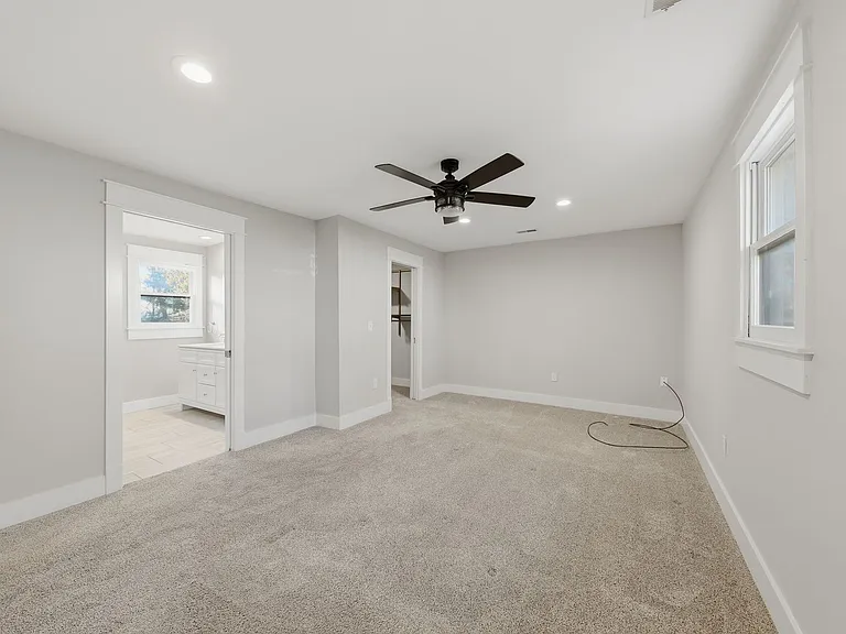 3310 Plateau Pl — Photo 21