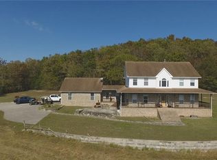 19770 Rock Creek Rd, Cassville, MO 65625