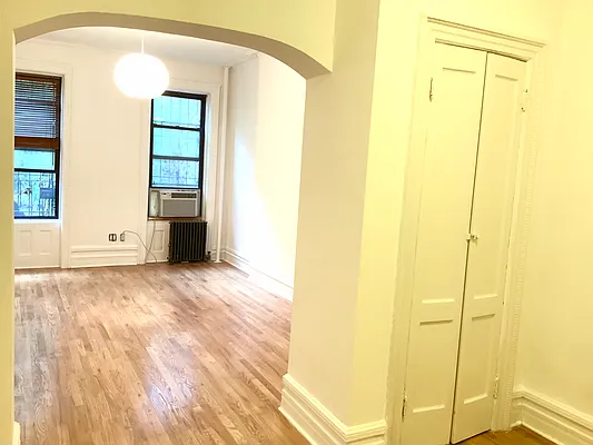 Rented by Corcoran | media 19