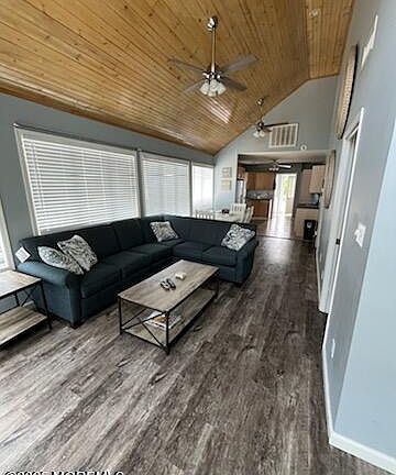 2nd image of 25 L St Unit 2