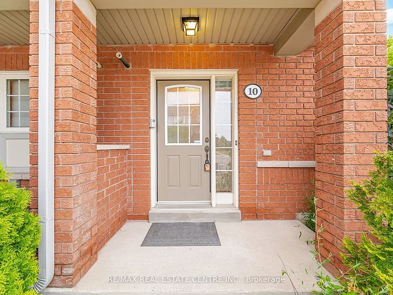 2360 Parkhaven Blvd #10 — Photo 4