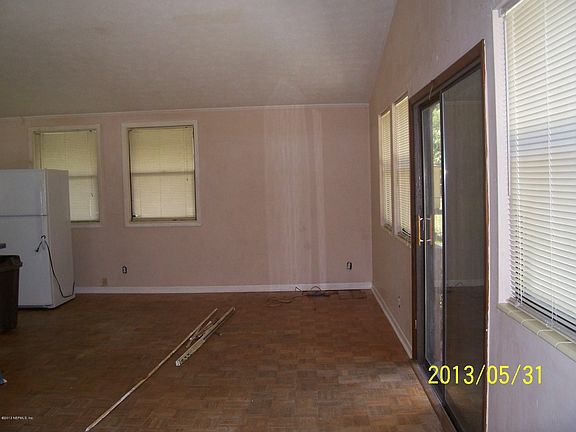 3rd image of 1822 Mauva Juan Ave
