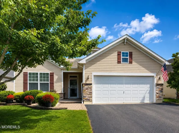 70 Kingston Drive, Jackson, NJ 08527
