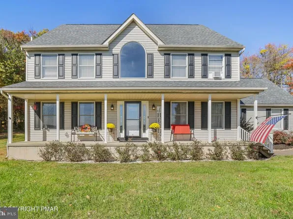 1516 Hickory Ct, Saylorsburg, PA 18353