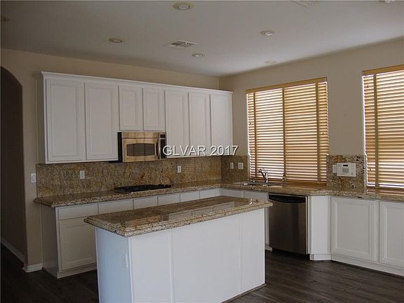 Spacious kitchen