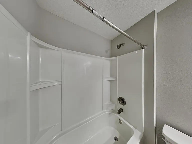 7867 N Manville Rd — Photo 6