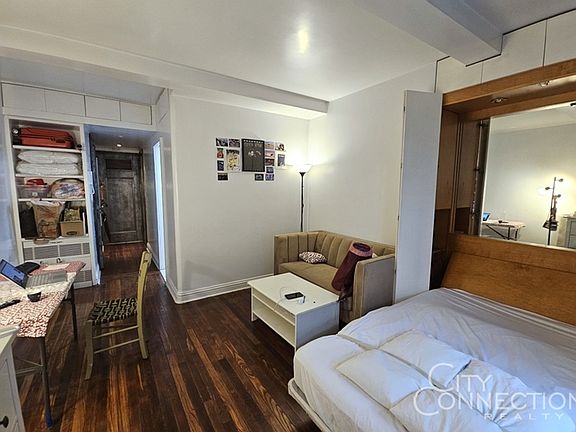 5th image of 320 E 42nd St APT 1006