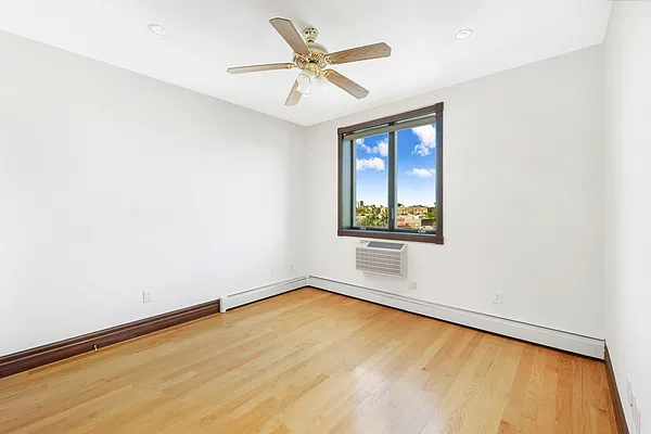 Rented by Compass | media 41