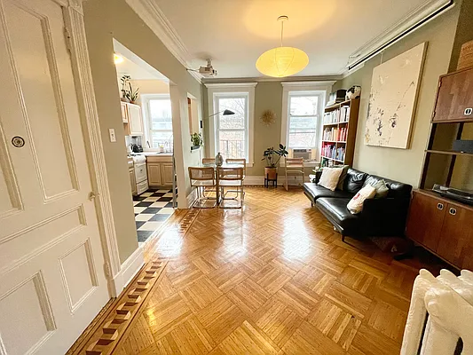 Rented by Garfield Realty  | media 28