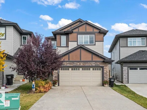 7402 Chivers Cres SW, Edmonton, AB T6W 4M2
