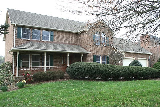 1st image of 3009 Moss Creek Dr