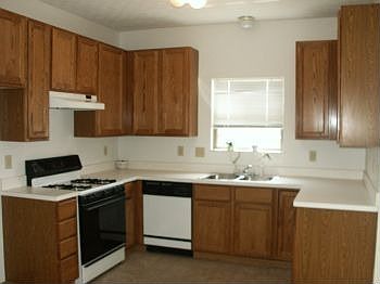 4th image of 4863 Briargrove Dr