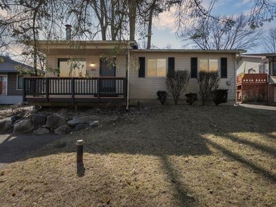 305 Charlevoix St, Commerce Township, MI, 48382