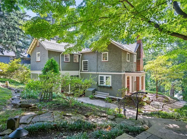 325 Sycamore Rd, Sewickley, PA 15143