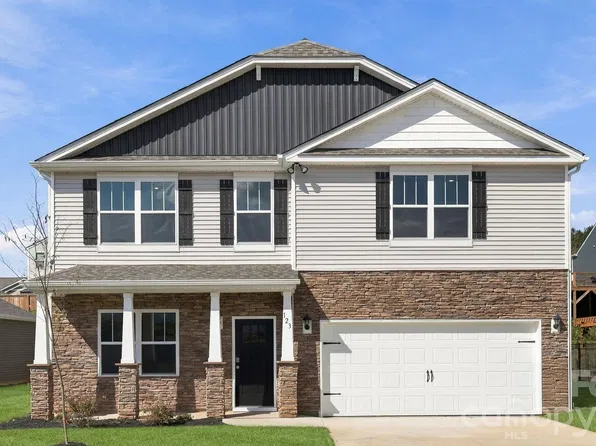 123 Ridgehaven Dr, Waynesville, NC 28786