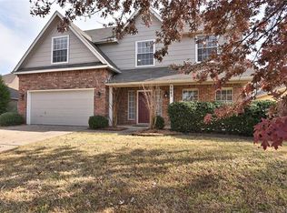 3043 W Oakland St, Broken Arrow, OK 74012