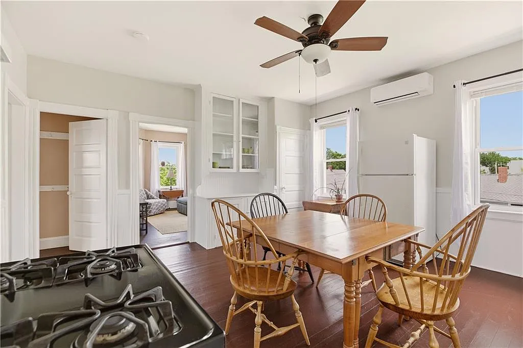 1 bed, 1100 sqft, $1,000 — Photo 4