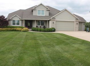 15443 Sundew St, Grand Haven, MI 49417