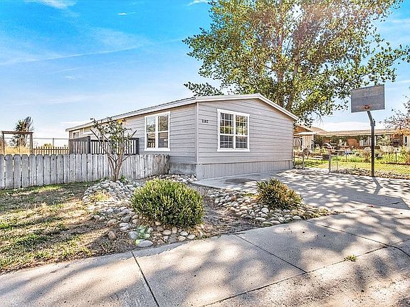 4th image of 1182 SE 11th Ave