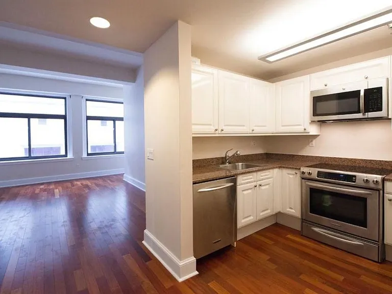 1500 Chestnut St #F — Photo 16