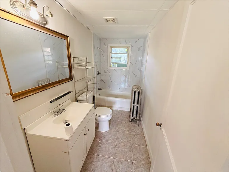 528 Chenango St #2 — Photo 3