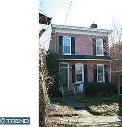 1st image of 1526 Clinton St
