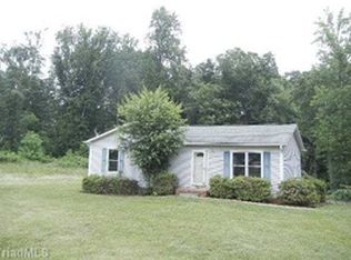 131 Sweet Water Dr, Reidsville, NC 27320