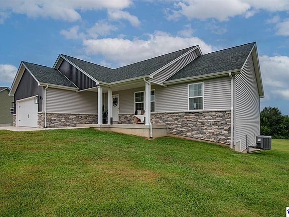 4th image of 5 McGehee Ct