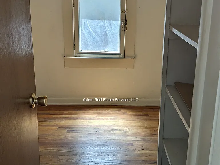307 S 8th St #3 — Photo 16
