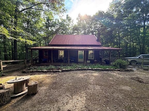 4th image of 360 Joe Barnett Rd