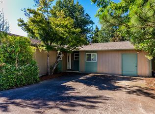4411 Hilton Dr, Eugene, OR 97402