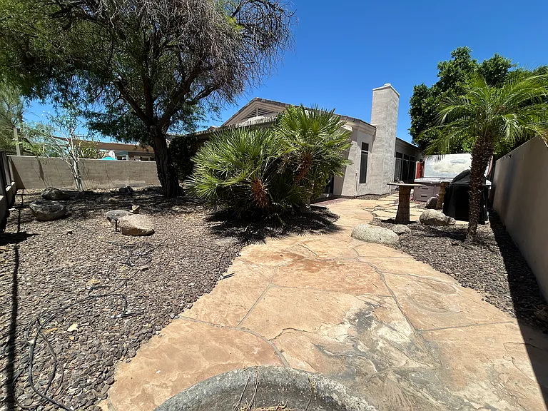 2041 E Fawn Dr — Photo 58