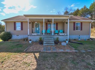 72 Earl Steel Rd E, Brush Creek, TN 38547