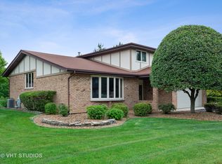 14628 Middle Pinecreek Dr, Orland Park, IL