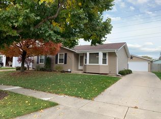 6809 56th Ct, Kenosha, WI 53142
