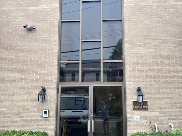 1221 Church Ave APT 9, Mc Kees Rocks, PA 15136