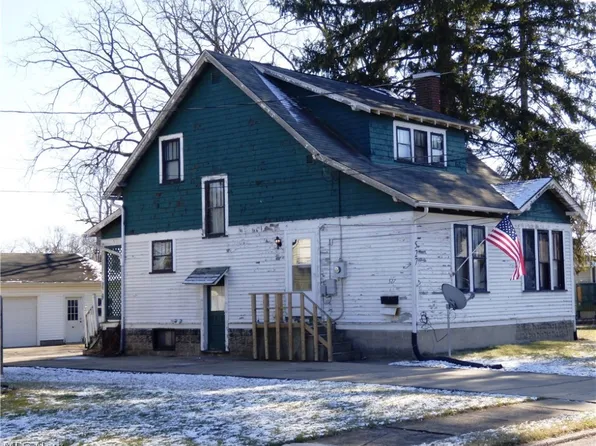 527 Nash Ave, Niles, OH 44446