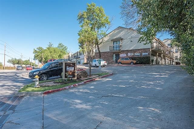 1st image of 8750 Park Ln #37