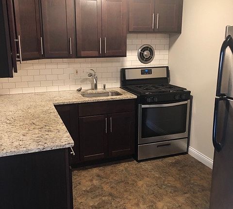 5th image of 707 Lepere St #G