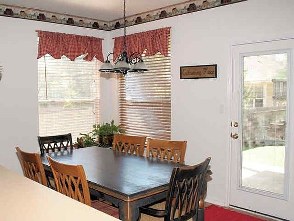 Breakfast Room w/Ceramic Tile