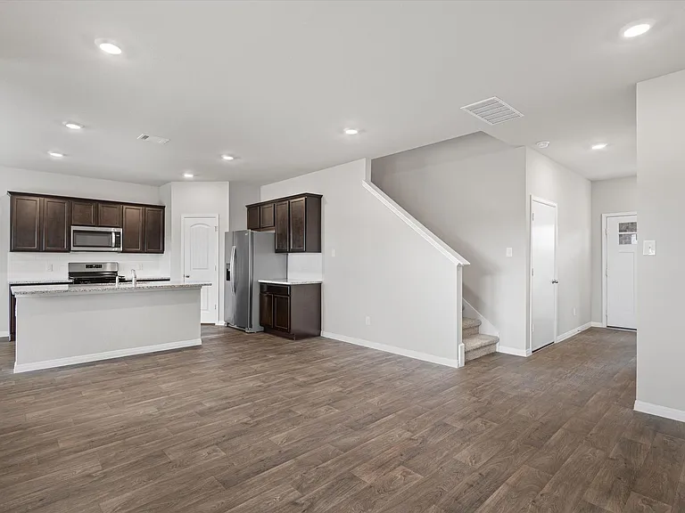 493 Apache Plum Dr — Photo 13