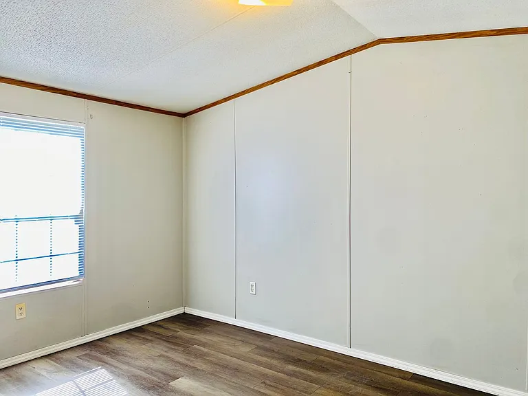 280 Gulino St — Photo 5