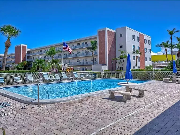 5575 Gulf Blvd #421 — Photo 19