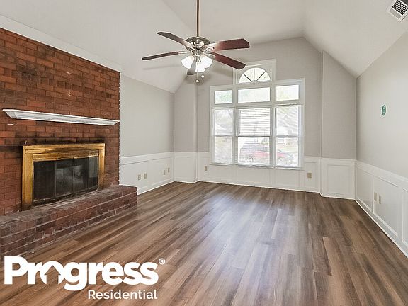 3rd image of 7363 Germanshire Ln