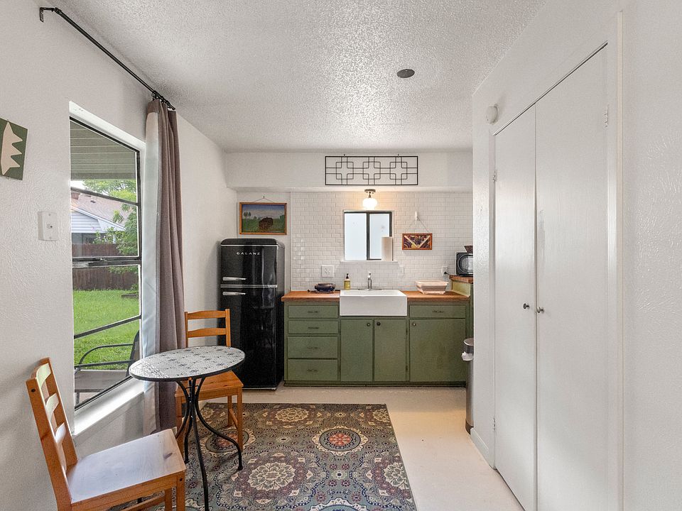 2nd image of 3304 Crest Ridge Dr #2