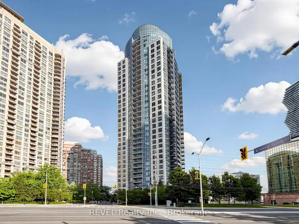 330 Burnhamthorpe Rd W, Mississauga, ON