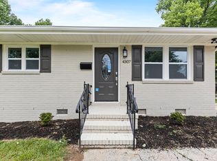 4307 Colebrook Rd, Charlotte, NC 28215