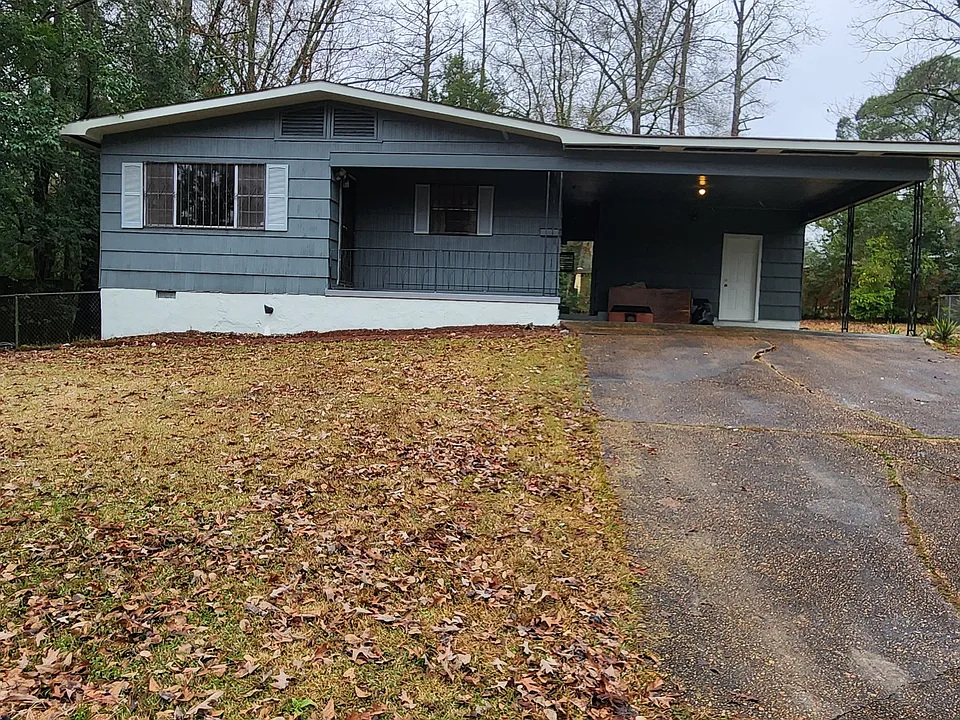 729 Heather Ln