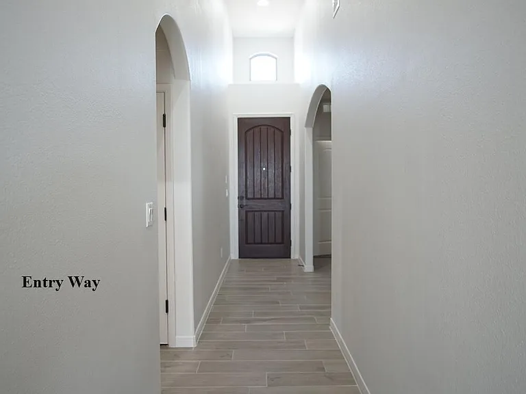 317 Playa Vista St — Photo 3